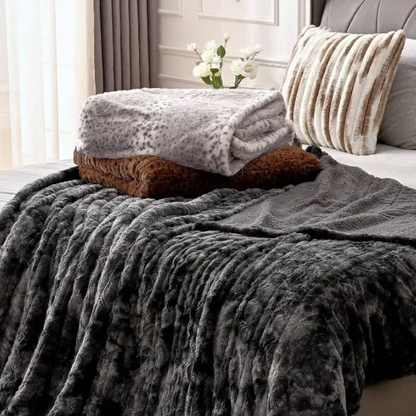 Spotted Blanket Heating Electric Blanket black